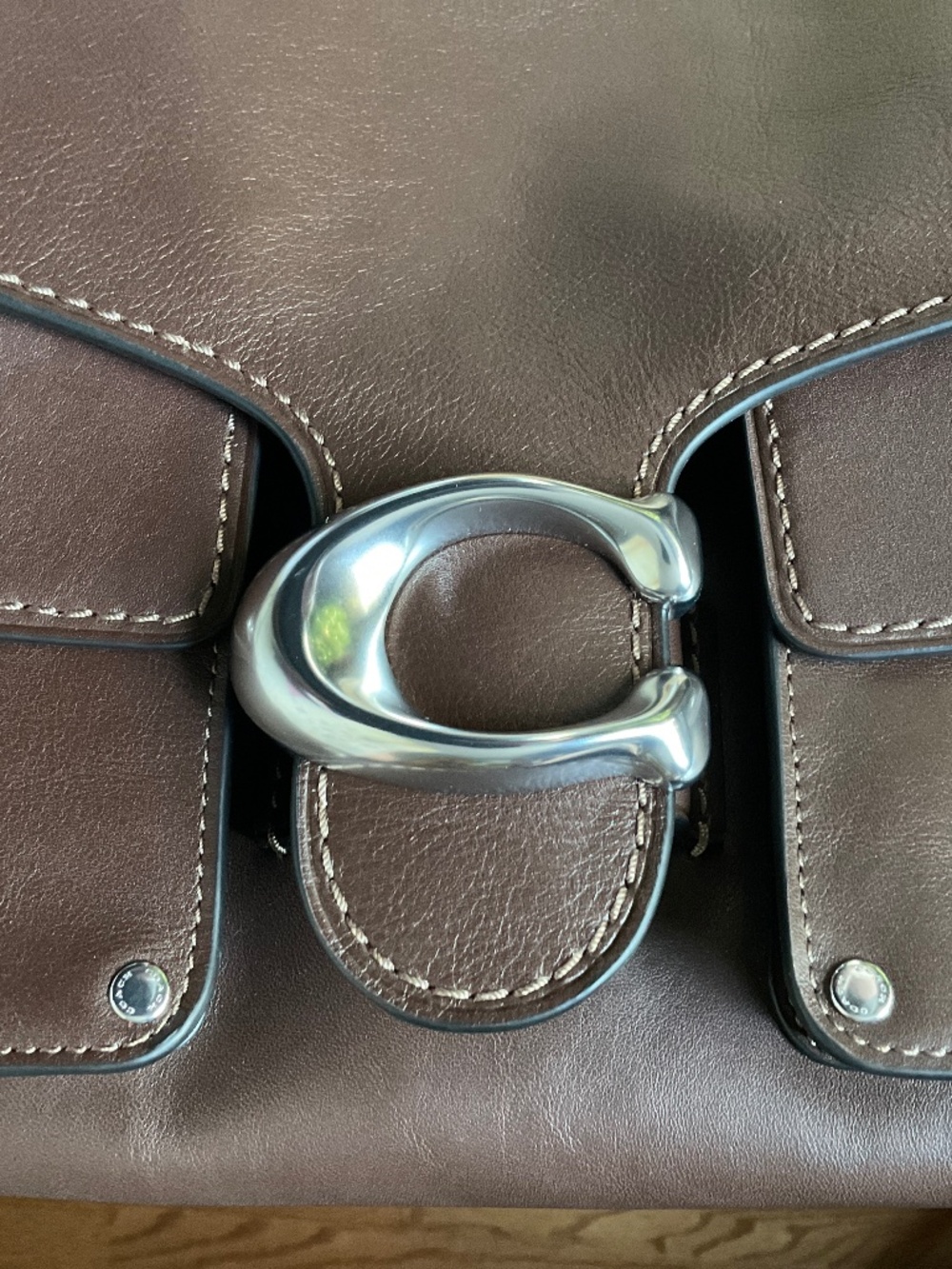 Coach Cargo Turnlock Tabby 36 - Picture 11 of 16